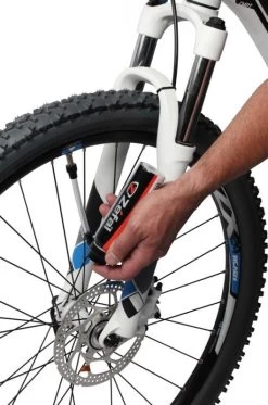 Zefal Repair Spray Kit 100ml 6 Zefal Repair Spray Kit 100ml -Cycling Protection & Components Shop 46196 zefal repair spray 100ml